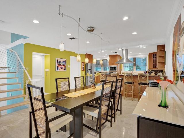 Home for rent at 3942 NE 171st St 4A - photo 7480773