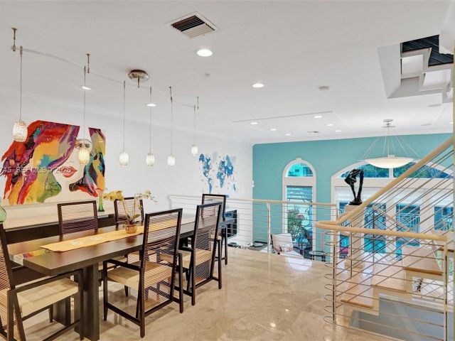 Home for rent at 3942 NE 171st St 4A - photo 7480779