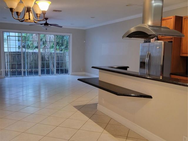 Home for rent at 413 SW 5th St - photo 7482348