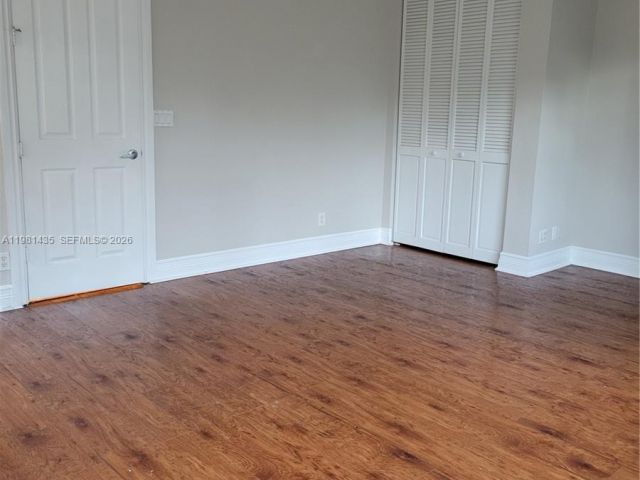 Home for rent at 413 SW 5th St - photo 7482354