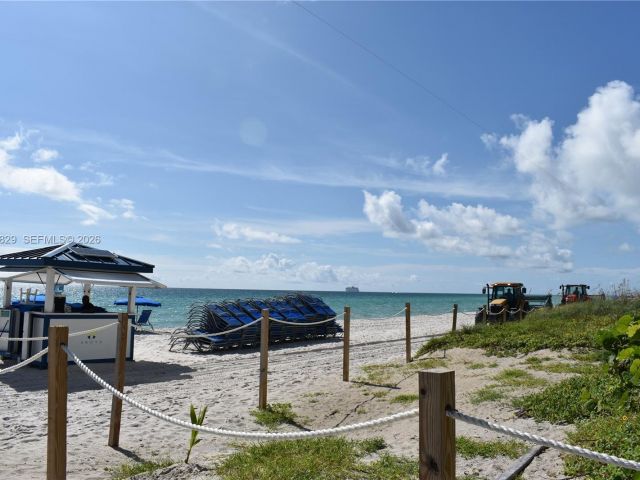 Apartment for rent  Unit #2106 - photo 7501998