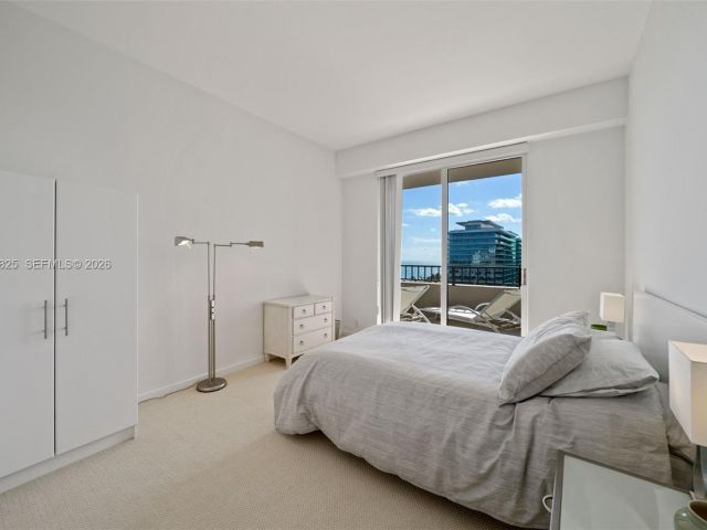 Apartment for rent  Unit #927 - photo 7491826