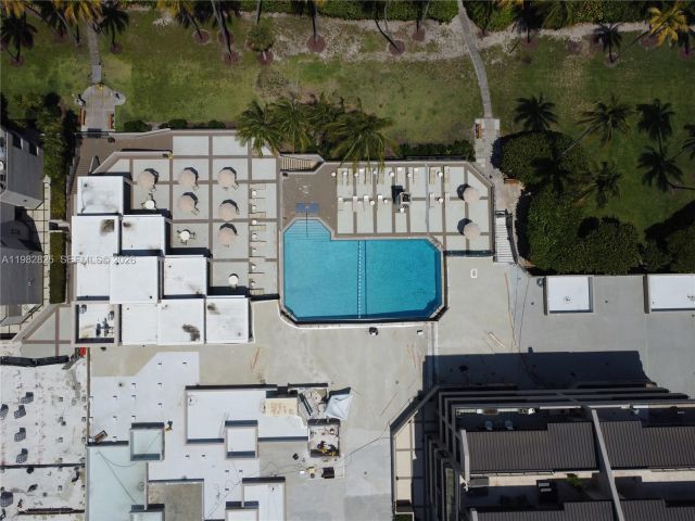 Apartment for rent  Unit #927 - photo 7491830