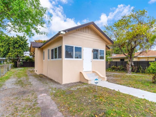 Home for sale at 1521 NW 51st St - photo 7464663