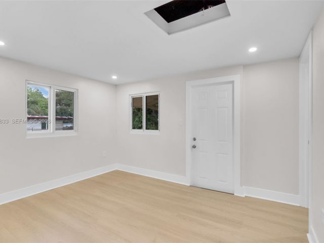 Home for sale at 1521 NW 51st St - photo 7464672
