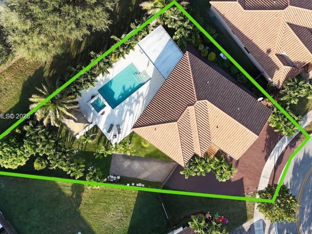 Home for rent at 3461 SE 1st St - photo 7458772