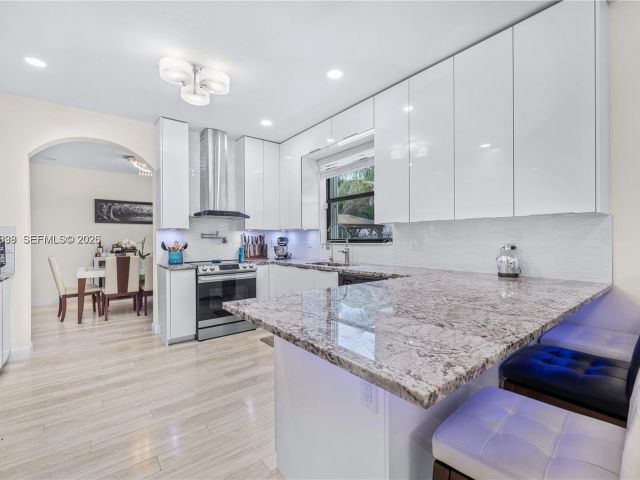 Home for rent at 3461 SE 1st St - photo 7458780