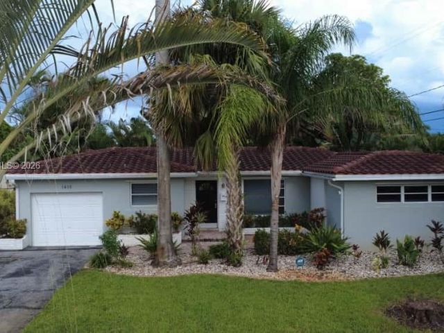 Home for sale at 1419 N 16th Ct - photo 7515510