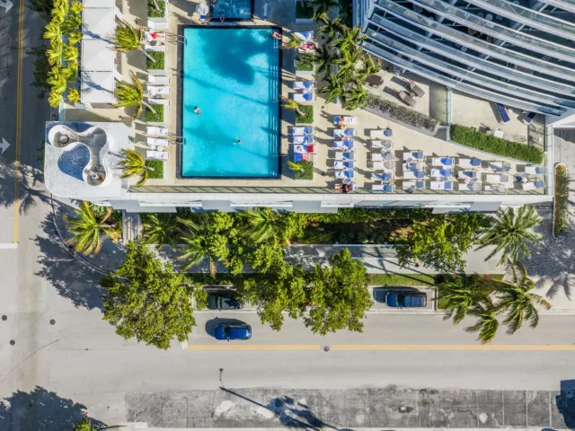 2-bedroom condo for sale in Fort Lauderdale - 3101 Bayshore Drive 2105 - MondialRealty