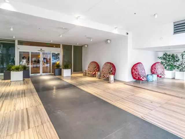 2-bedroom condo for sale in Fort Lauderdale - 3101 Bayshore Drive 2105 - MondialRealty