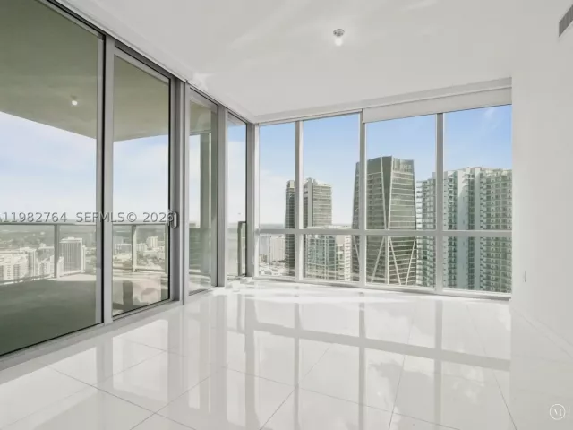 3-bedroom condo for sale in Miami - 851 NE 1st Ave 4801 - MondialRealty