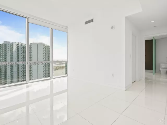 3-bedroom condo for sale in Miami - 851 NE 1st Ave 4801 - MondialRealty