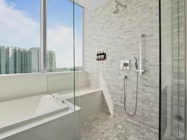 3-bedroom condo for sale in Miami - 851 NE 1st Ave 4801 - MondialRealty