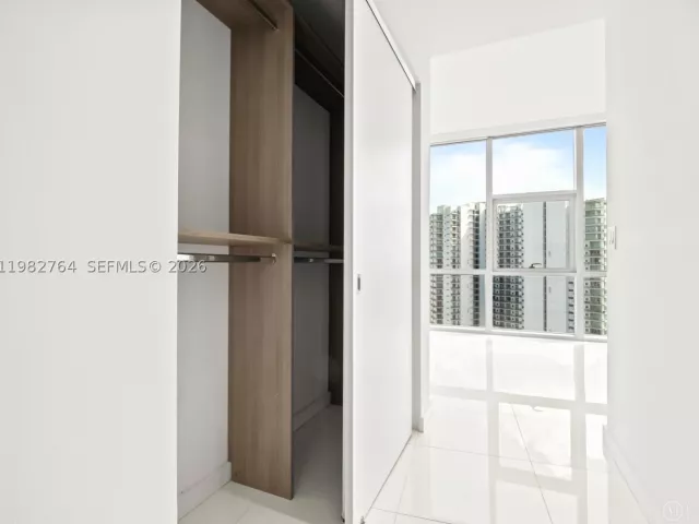 3-bedroom condo for sale in Miami - 851 NE 1st Ave 4801 - MondialRealty