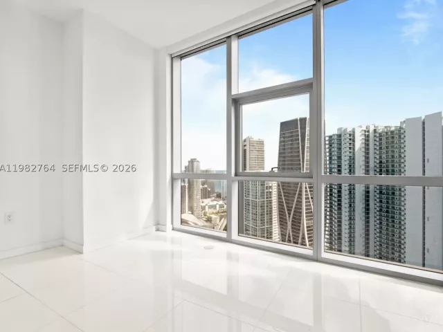 3-bedroom condo for sale in Miami - 851 NE 1st Ave 4801 - MondialRealty