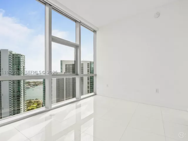 3-bedroom condo for sale in Miami - 851 NE 1st Ave 4801 - MondialRealty