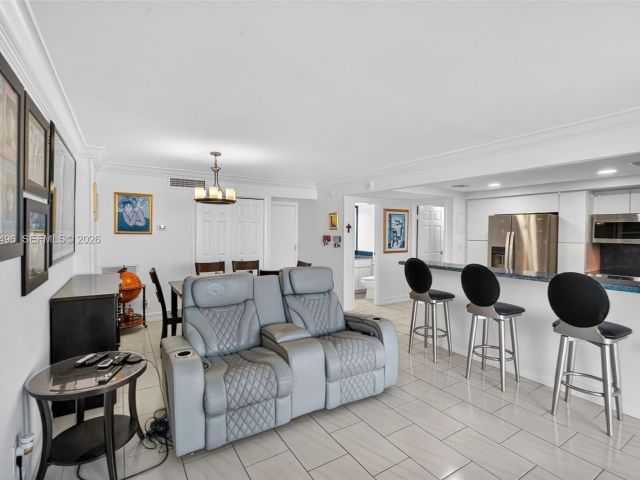 Apartment for sale  Unit # - photo 7504275