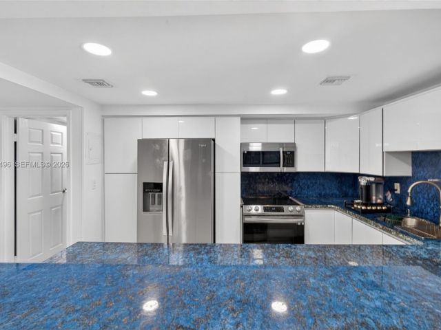 Apartment for sale  Unit # - photo 7504279