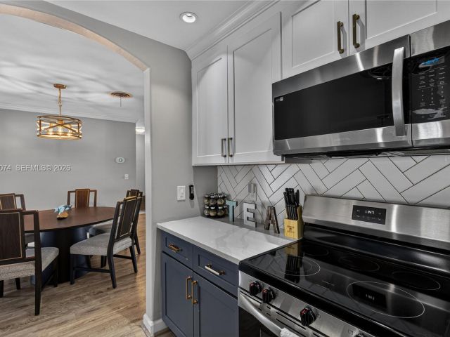 Home for rent at 2161 NE 62nd Ct - photo 7517604