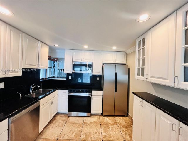 Home for rent at 253 Poinciana Dr 603 - photo 7486489