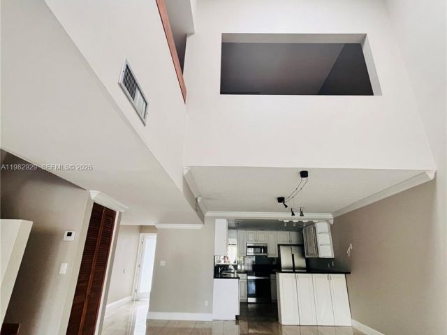 Home for rent at 253 Poinciana Dr 603 - photo 7486496