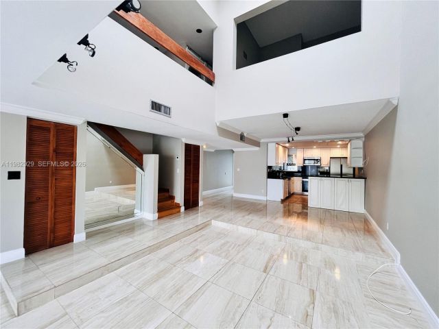 Home for rent at 253 Poinciana Dr 603 - photo 7486509