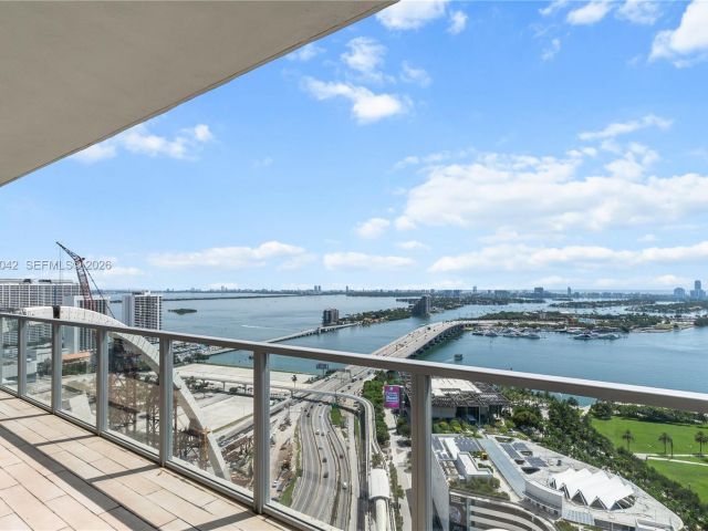 Apartment for rent  Unit #3404 - photo 7483769