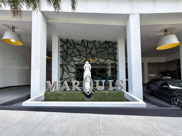 Apartment for rent  Unit #3404 - photo 7483773