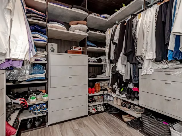 3-bedroom condo for sale in Miami - 801 S Miami Ave 4508 - MondialRealty