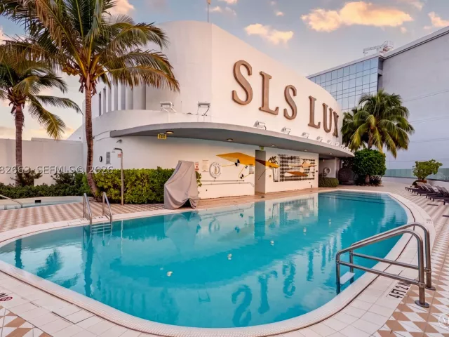 3-bedroom condo for sale in Miami - 801 S Miami Ave 4508 - MondialRealty
