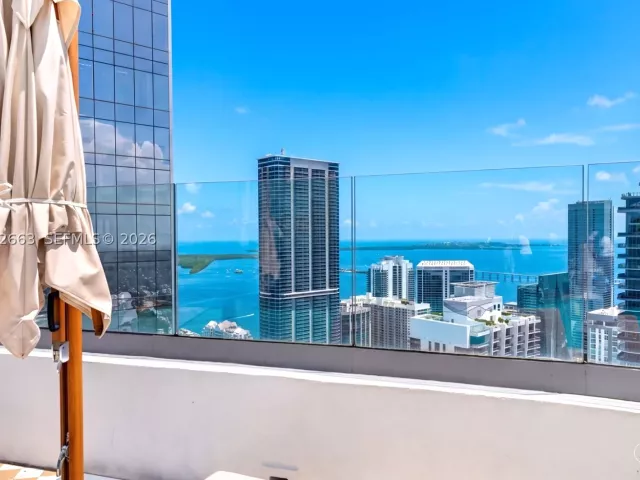 3-bedroom condo for sale in Miami - 801 S Miami Ave 4508 - MondialRealty