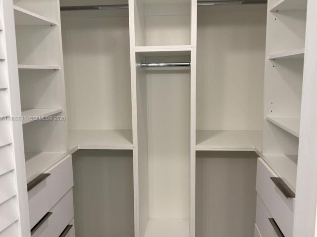 Apartment for rent  Unit #902 - photo 7490409