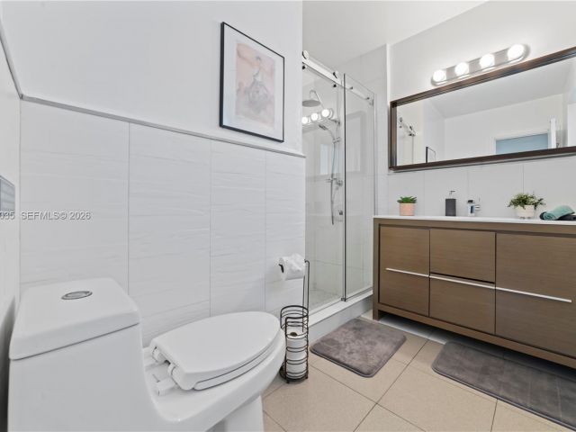 Home for sale at 19440 NE 18th Pl - photo 7520945