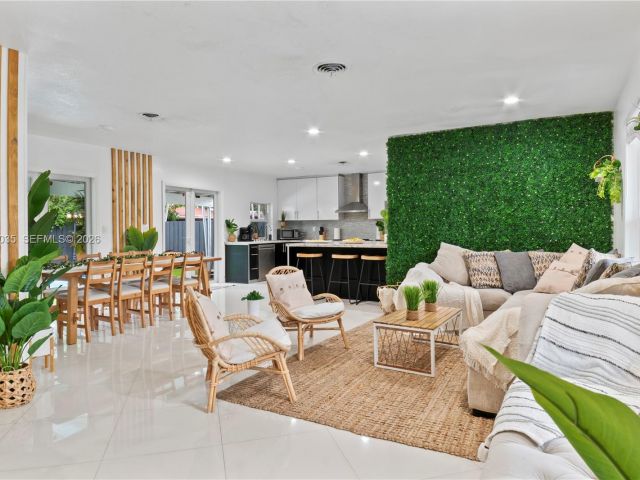 Home for sale at 19440 NE 18th Pl - photo 7520953