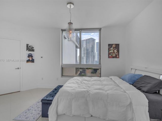 Apartment for sale  Unit #2412 - photo 7489420