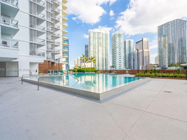 Apartment for sale  Unit #2412 - photo 7489424