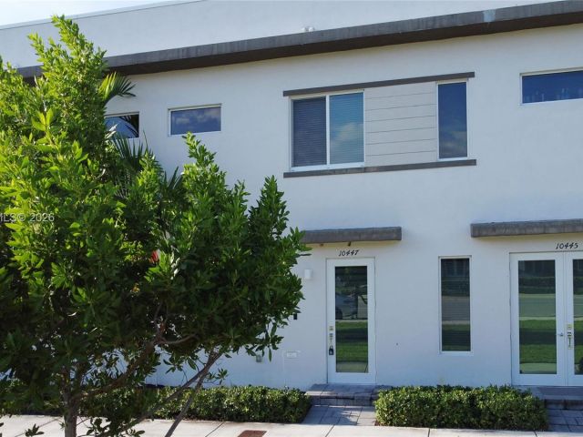 Home for rent at 10447 NW 66th St - photo 7531764