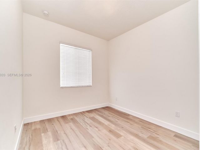 Home for rent at 10447 NW 66th St - photo 7531777