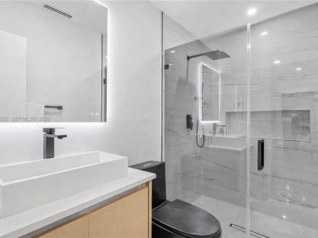 Home for sale at 1560 Cleveland Rd - photo 7467914