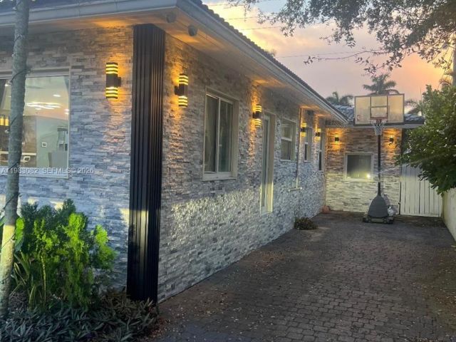 Home for rent at 1430 Polk St 1430 - photo 7472777