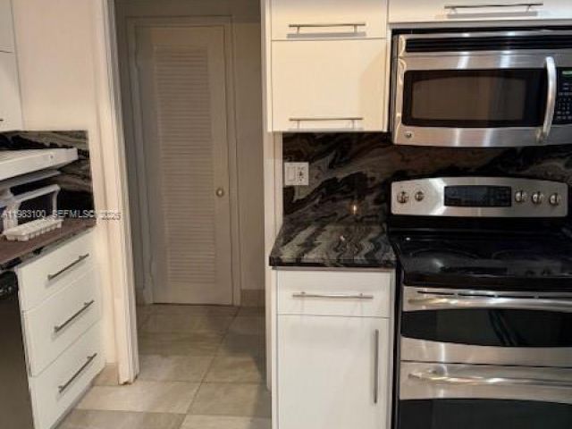 Home for rent at 1100 N Shore Dr 0 - photo 7468078