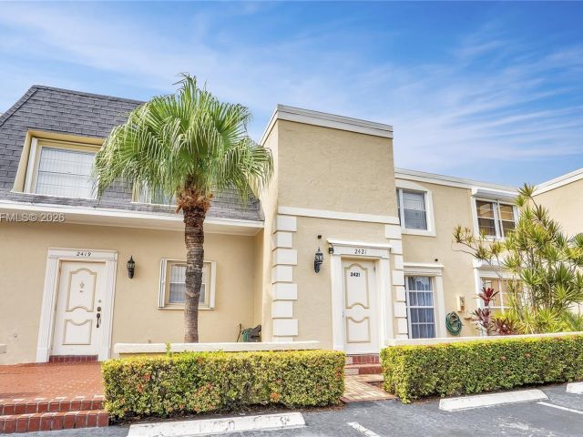 Home for rent at 2421 NE 10th St 153 - photo 7462008