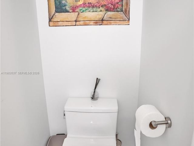 Home for rent at 2421 NE 10th St 153 - photo 7462020