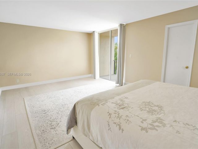 Home for rent at 2421 NE 10th St 153 - photo 7462024