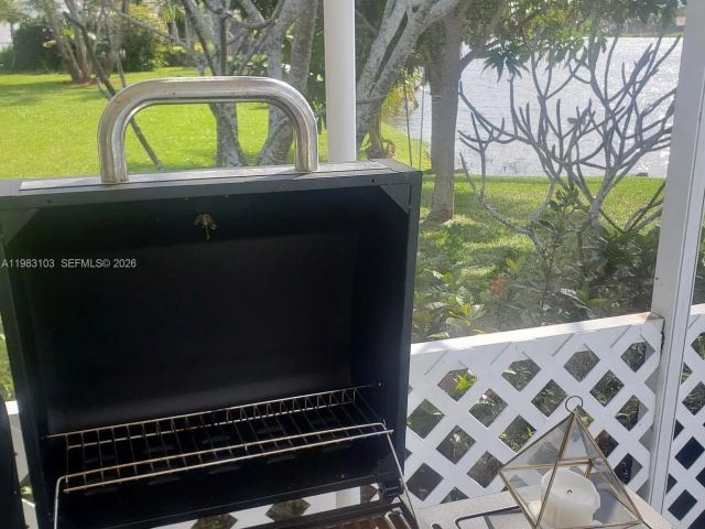 Home for rent at 412 NW 72nd St 0 - photo 7453193