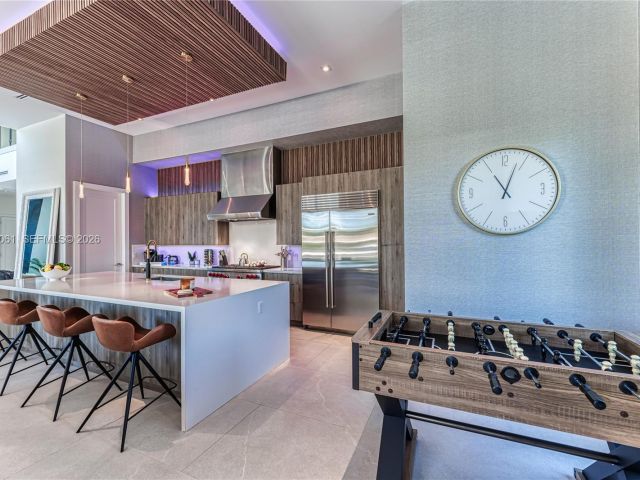 Home for rent at 2817 NE 35th St - photo 7482337