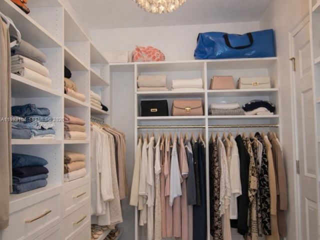 Home for sale at 16969 Pavilion Way - photo 7517555