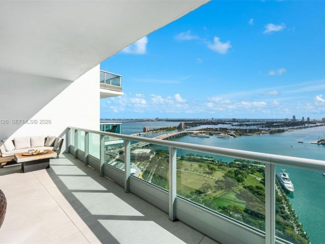 Apartment for sale  Unit #4202 - photo 7467291