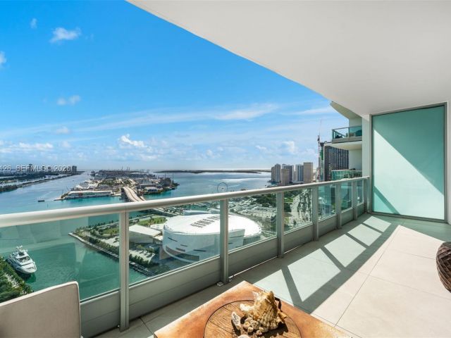 Apartment for sale  Unit #4202 - photo 7467292