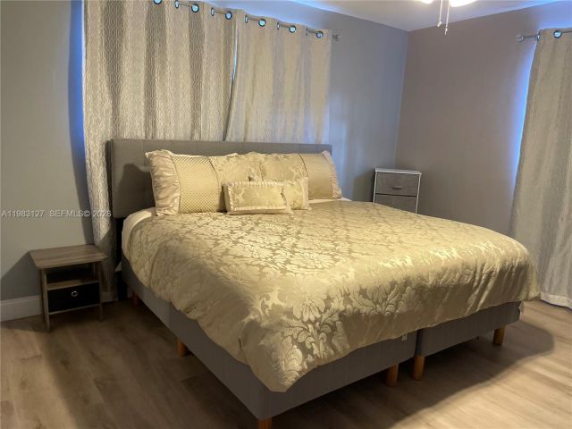 Home for rent at 2221 NW 196th Ter 2221 - photo 7479733